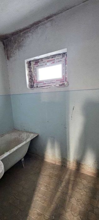 Продаётся 2-х комнатная квартира в 3 м/районе, Чирчик