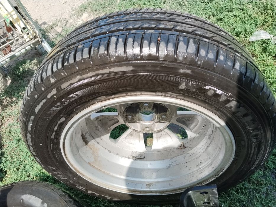 Продам от Киа оригинал почти новый