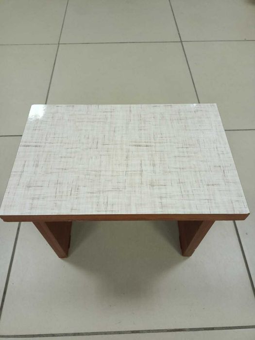 Продам удобные и крепкие табуретки