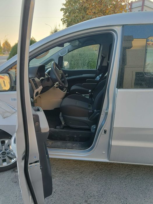 JAC M4 8+1 seats minivan 2026