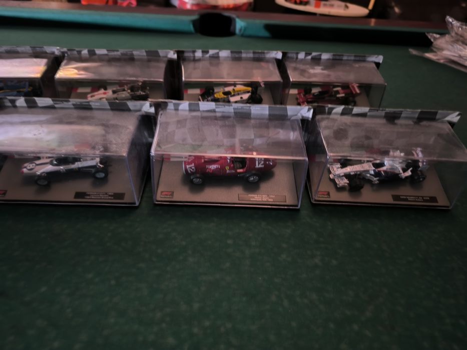 Machete F1 Libertatea