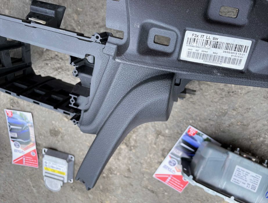 BMW F30 F34 F36 kit airbag / plansa de bord / set centuri siguranta