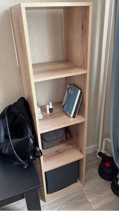 Полки, высота примерно 1,5-1,6 м,новые 2 шт