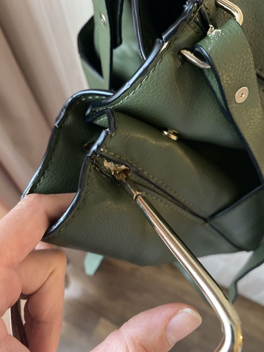 Зелена кожена чанта на Zara