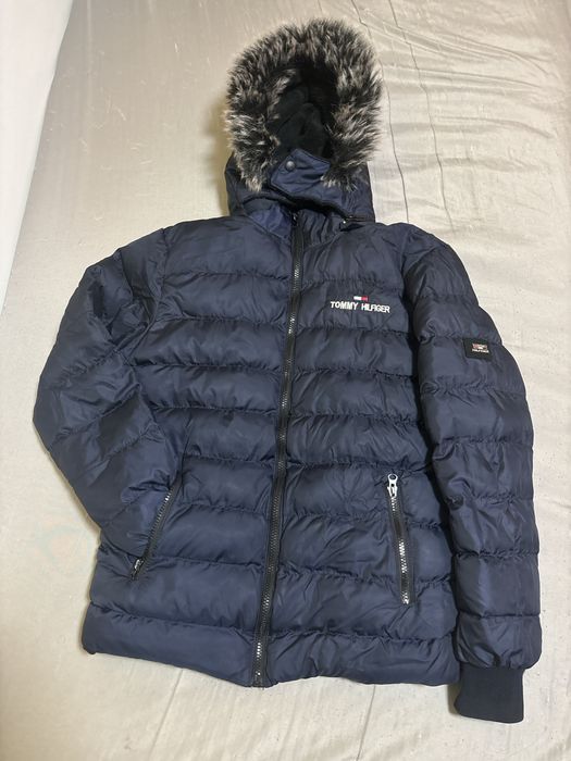 Зимно яке Tommy Hilfiger !!!