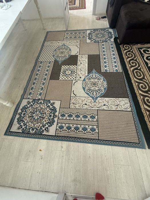 Продам ковры все по 15000