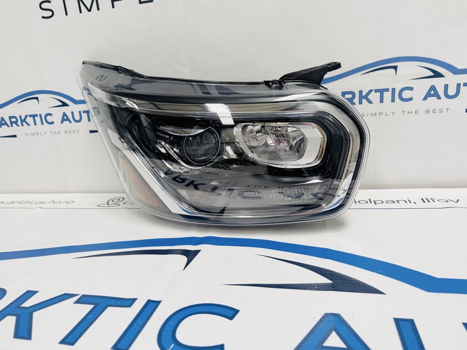 Far dreapta bi-xenon Ford Transit dupa 2024 cod lk41-13d152-af