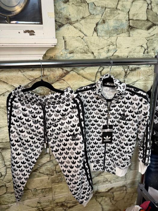 Compleu adidas pentru copii