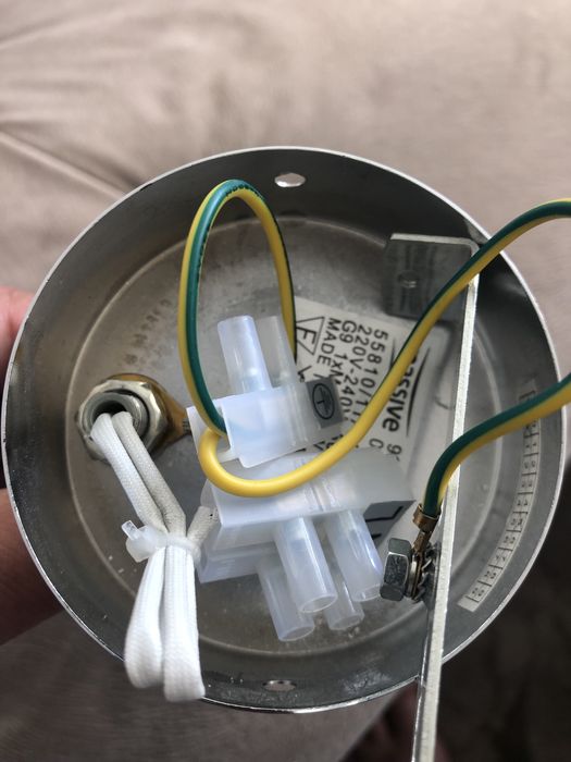 Стенна лампа Massive