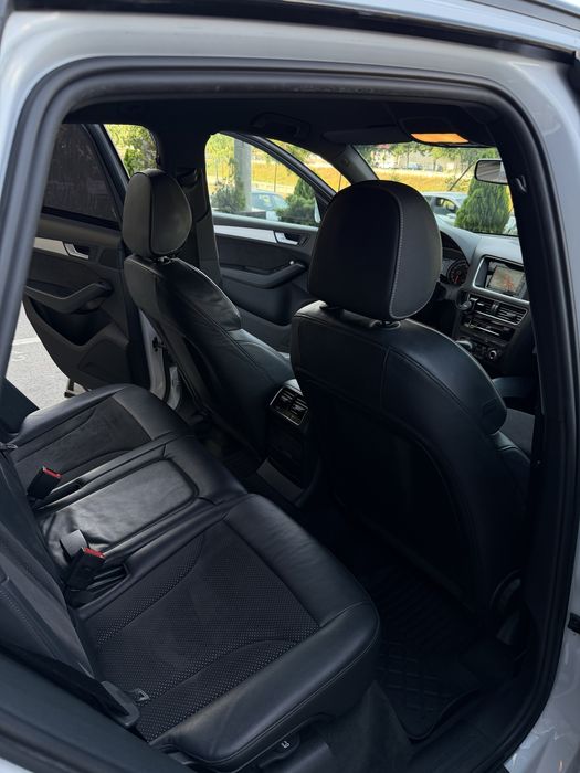 Audi Q5 2.0 TDI / S tronic / 3x S-line / Quattro/ 190 CP / Euro 6 / Shadow Line