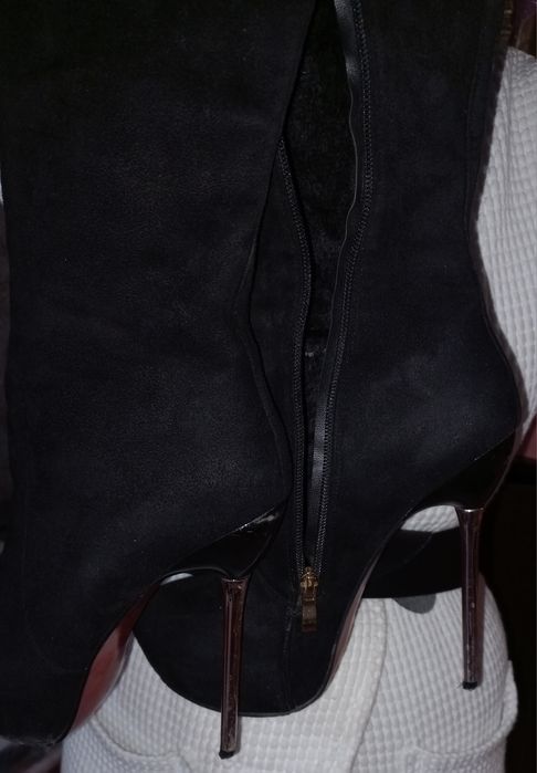 Ботфорд и каблук