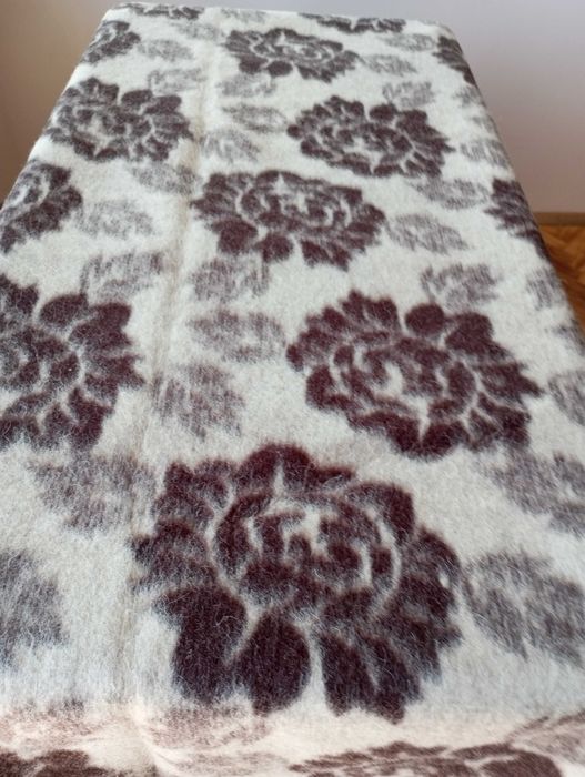 Единично вълнено одеало 100% вълна