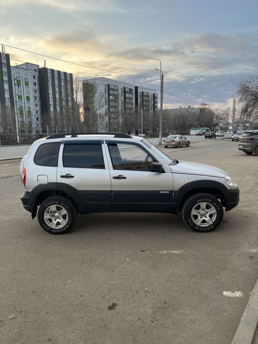 Шевролет Нива в отличном состоянии