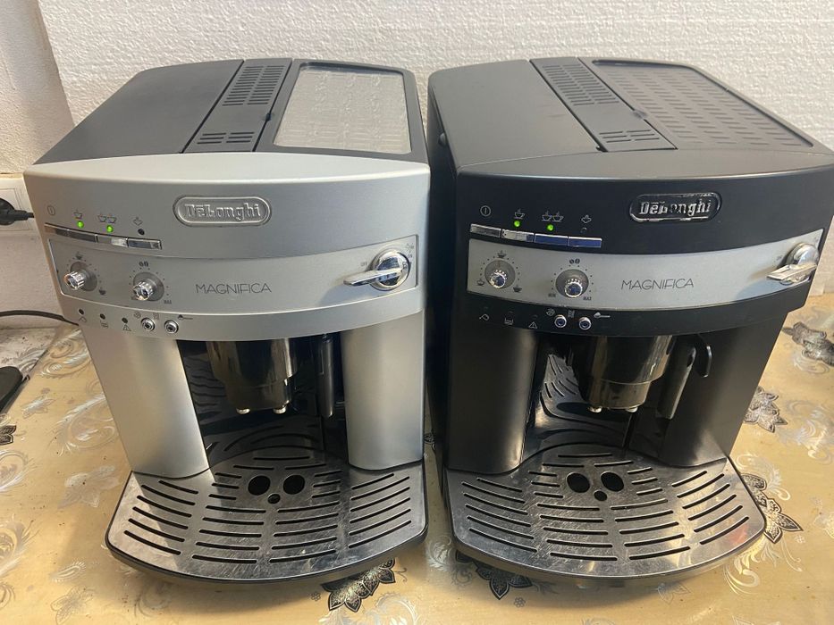 Espresor cafea DeLonghi magnifica