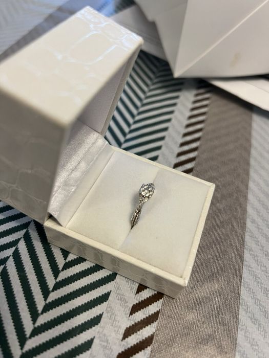 Годежен Пръстен Бяло злато с Диаманти