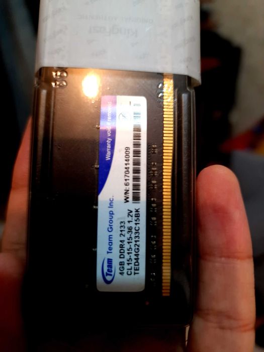 Оперативная память DDR4 4GB/2133MHz PC4 ОЗУ