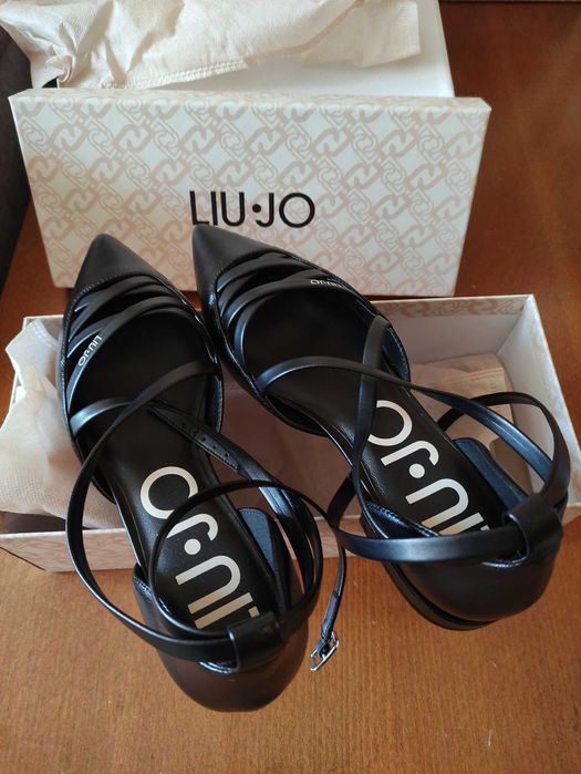 Liu Jo Остри обувки Viola от кожа и еко кожа