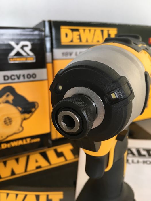 Безчетков Импакт / Винтоверт DeWALT DCF809N   ЧИСТО НОВ С ГАРАНЦИЯ