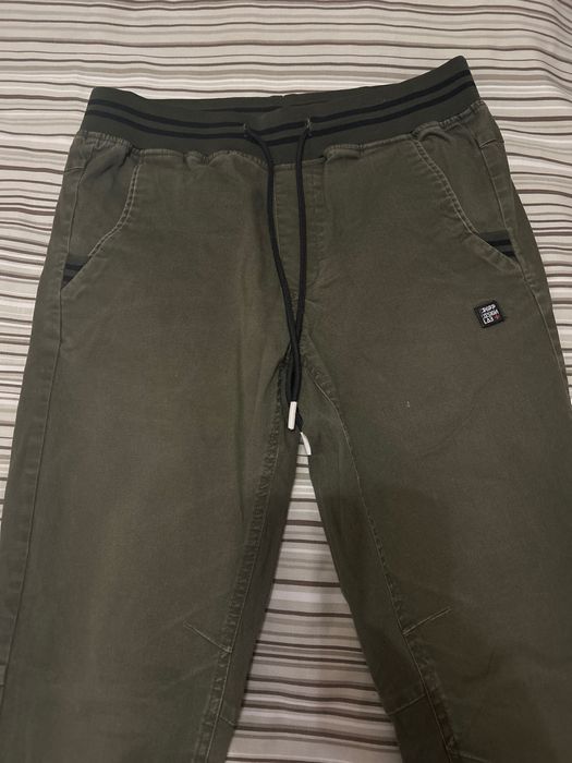 Дънки Cropp цвят зелен