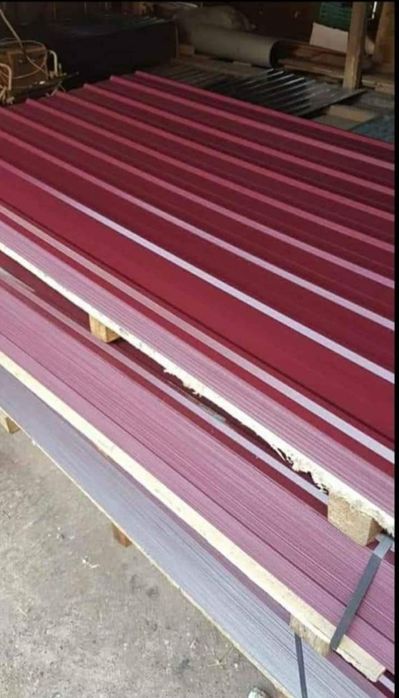 Tabla cutata colorata și zincata