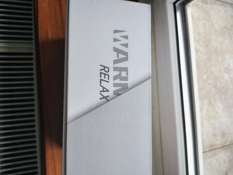 Aparat de masaj pentru ochi