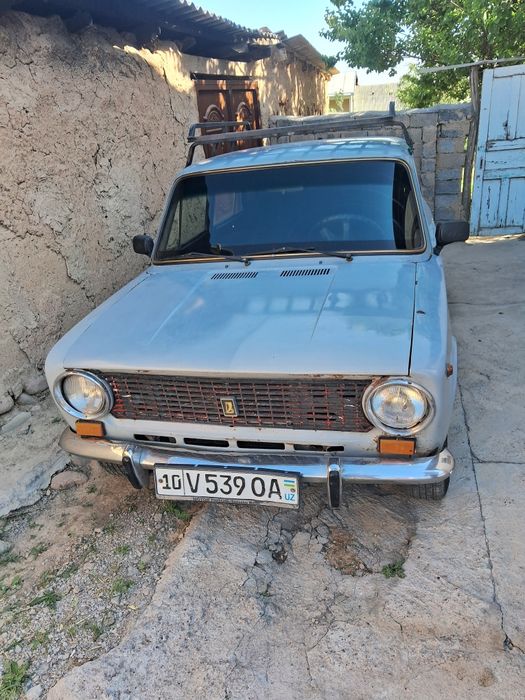 Машина сотилади ваз 2101