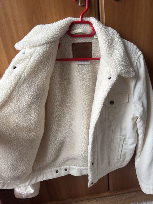 Geaca Levis îmblănita