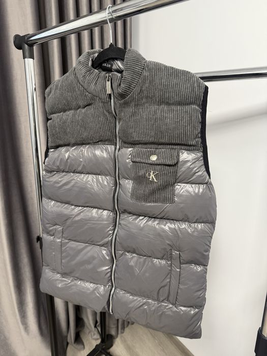 Vesta CALVIN KLEIN super calitate