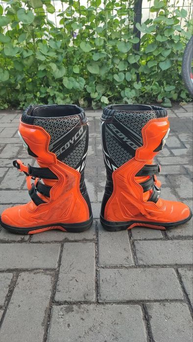 Продам мотоботы scoyco