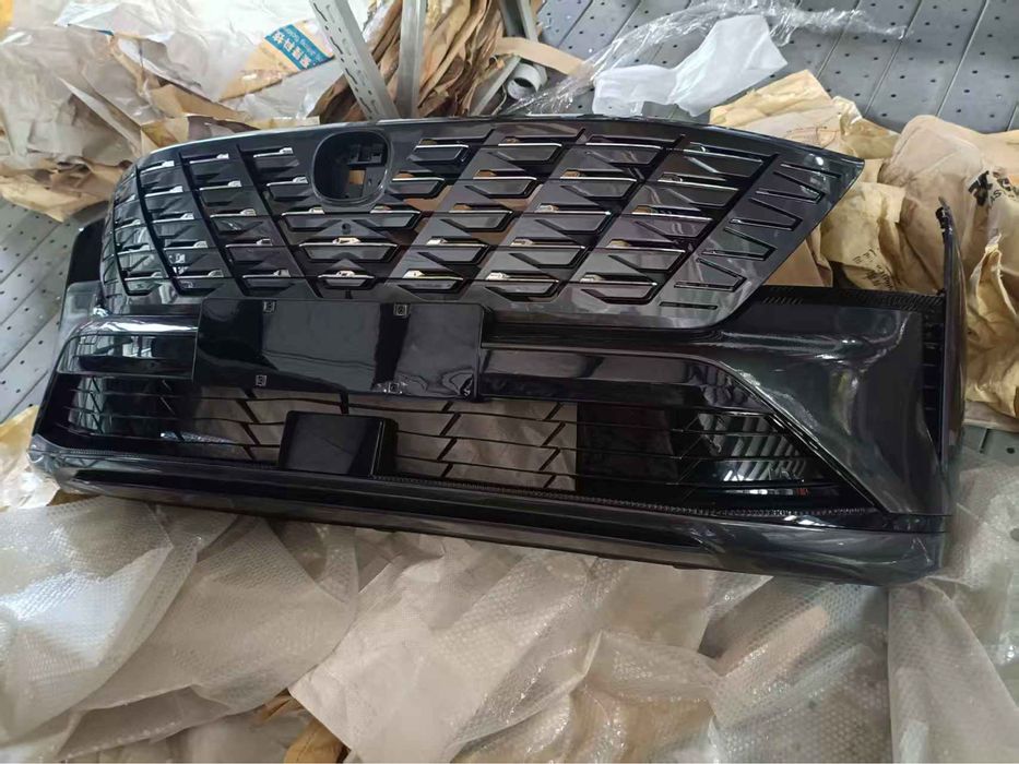 Передний бампер на Чанган cs75+