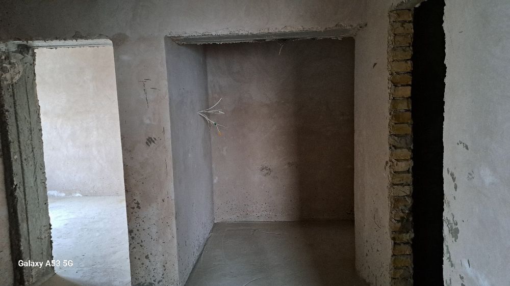 Xiva shahar vokzal yonida kvartira sotiladi.   Kv.m