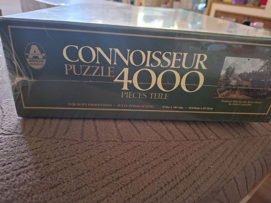 Arrow puzzle connoisseur 4000 чадти пъзел