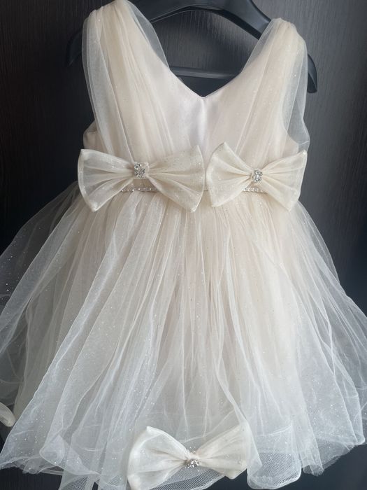 Нарядное платье на годик