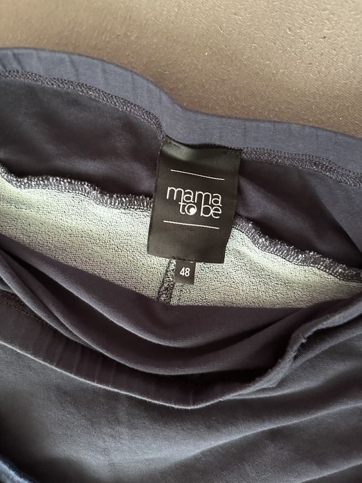 Вталени еластични дънки за бременни