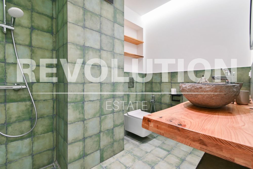 Дава се под наем Тристаен апартамент в София, Център - 90 кв.м за 1300 € - Снимка #9