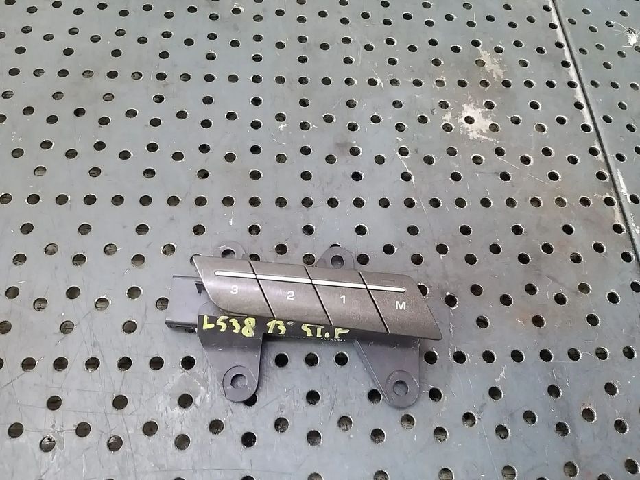 Butoane reglaj scaun stanga land rover range rover evoque l538 bj3214776bc