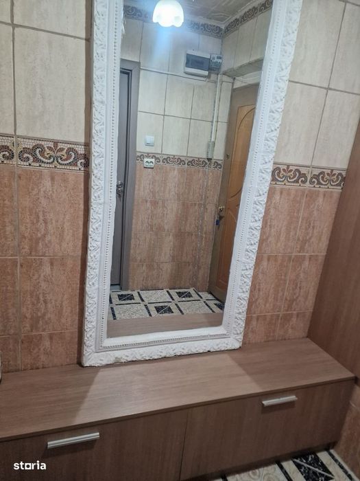 1 decembrie 5-6 minute metrou langa supeco  mobilata si utilata