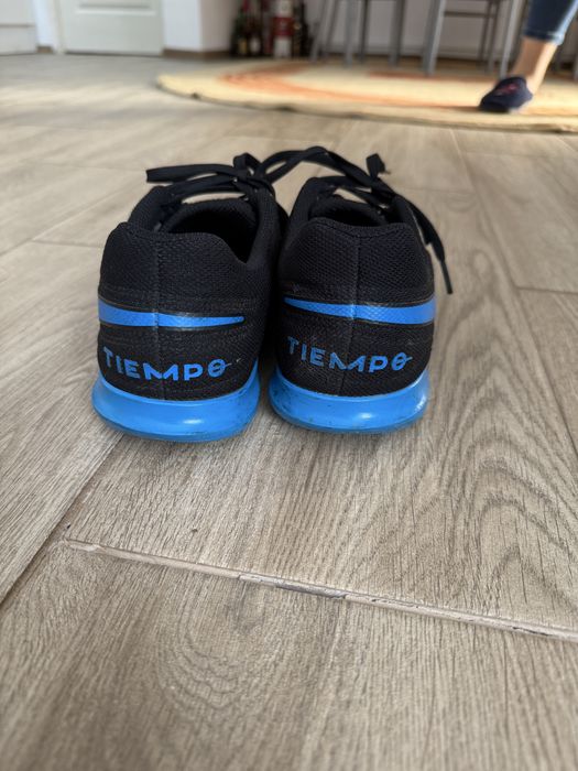 Ghete fotbal nike tiempo