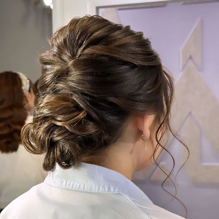 Макияж. Причёски . Выезд.