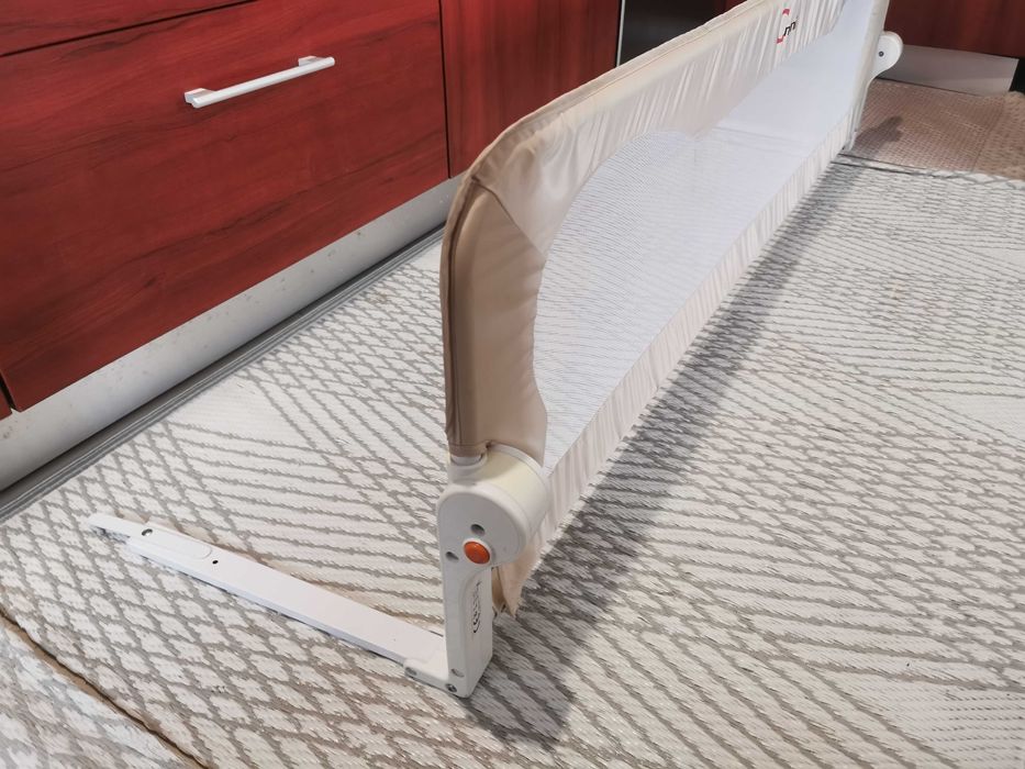 Bariera protecție pat bebelusi