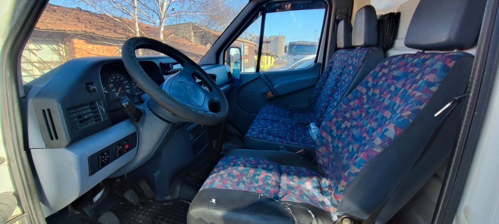 Mercedes Sprinter 312 – фургон с падащ борд 750 кг, до 3,5 т