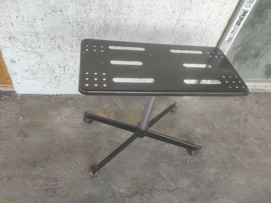 Подставка под телевизор