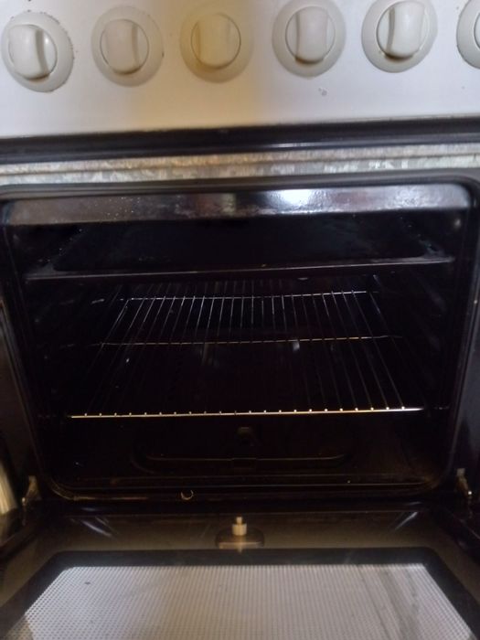 Газ плита Артель в хорошем состоянии