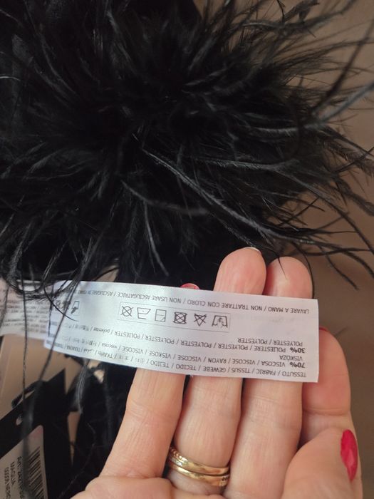 Нова блуза плетиво Twinset с пера