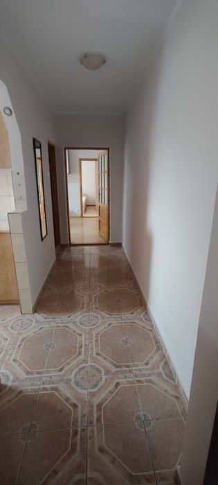 Închiriez Ap.2 cam. Etaj 2.  Nufărul