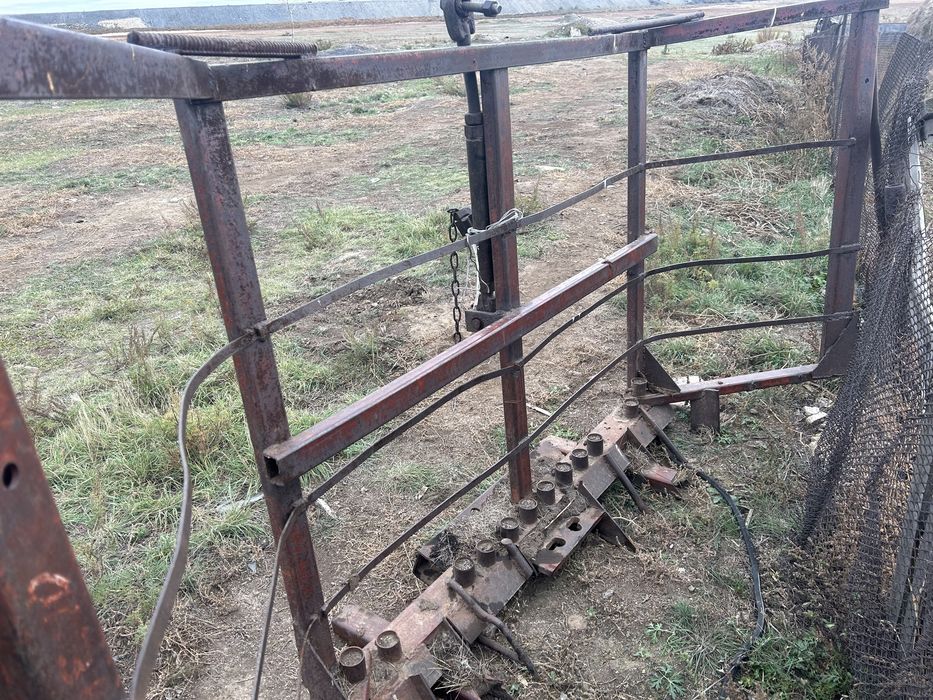 Продам Трактор Т-40АМ