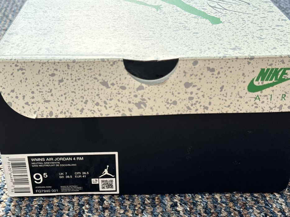 Summer sale !! Air jordan 4 rm