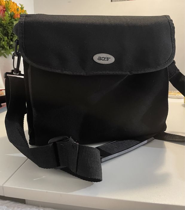 Videoproiector Acer P1165, DLP 2400 lumens