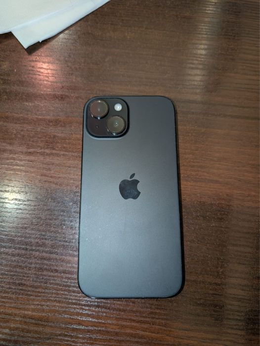 Продам iphone 15 128gb