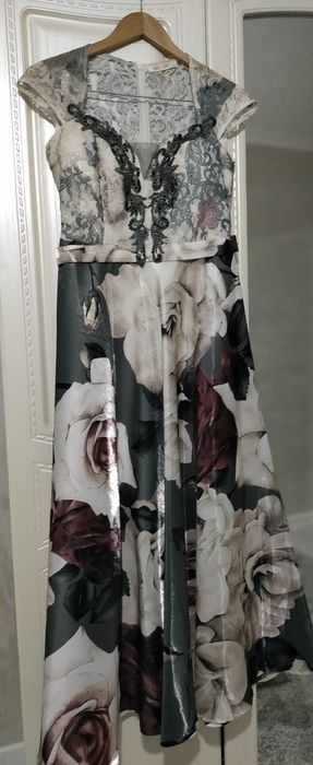 Продам вечерние платье